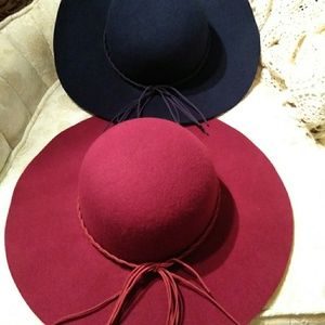 SOLD!!!! CROSS POSTED Hat bundle